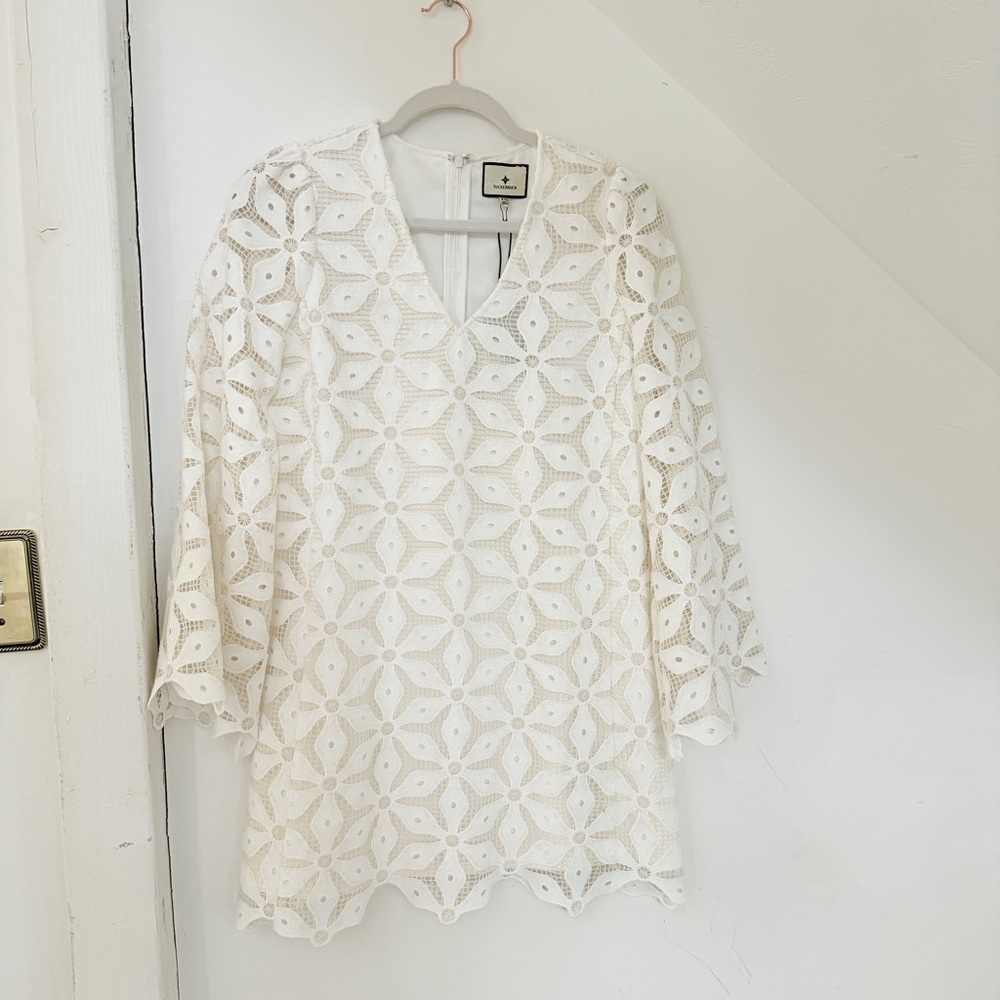 Tuckernuck White Lace Women's Dress - Picture 5 of 12